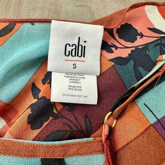 CAbi Zadie lattice tunic top with camisole. - Picture 2 of 5